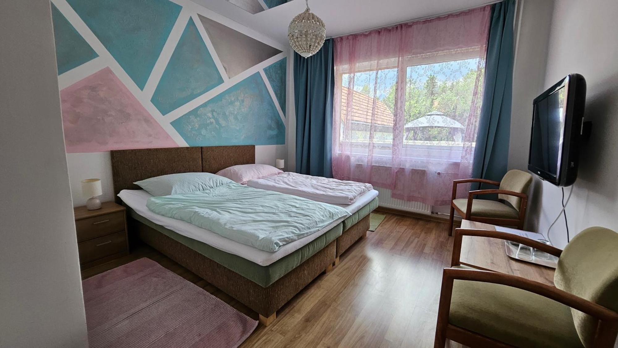 Penzion Toliar Hotel Stará Lesná Екстериор снимка